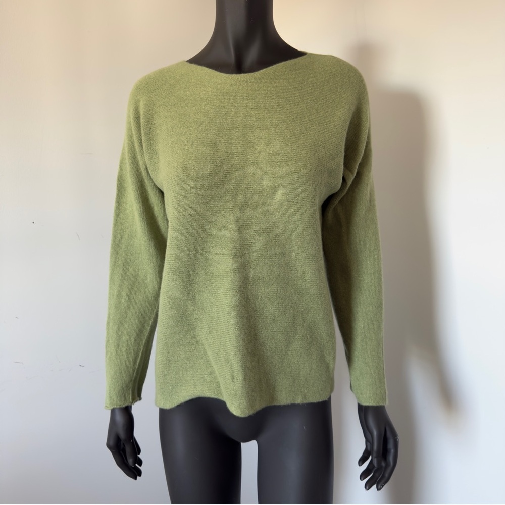 132. Bianco & Blu Italian Green Merino Wool Cashmere Blend Sweater – Size L